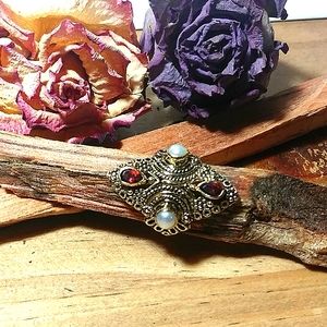 "UTC" real garnets real seed pearls 925 marked gold tone Indian style ring